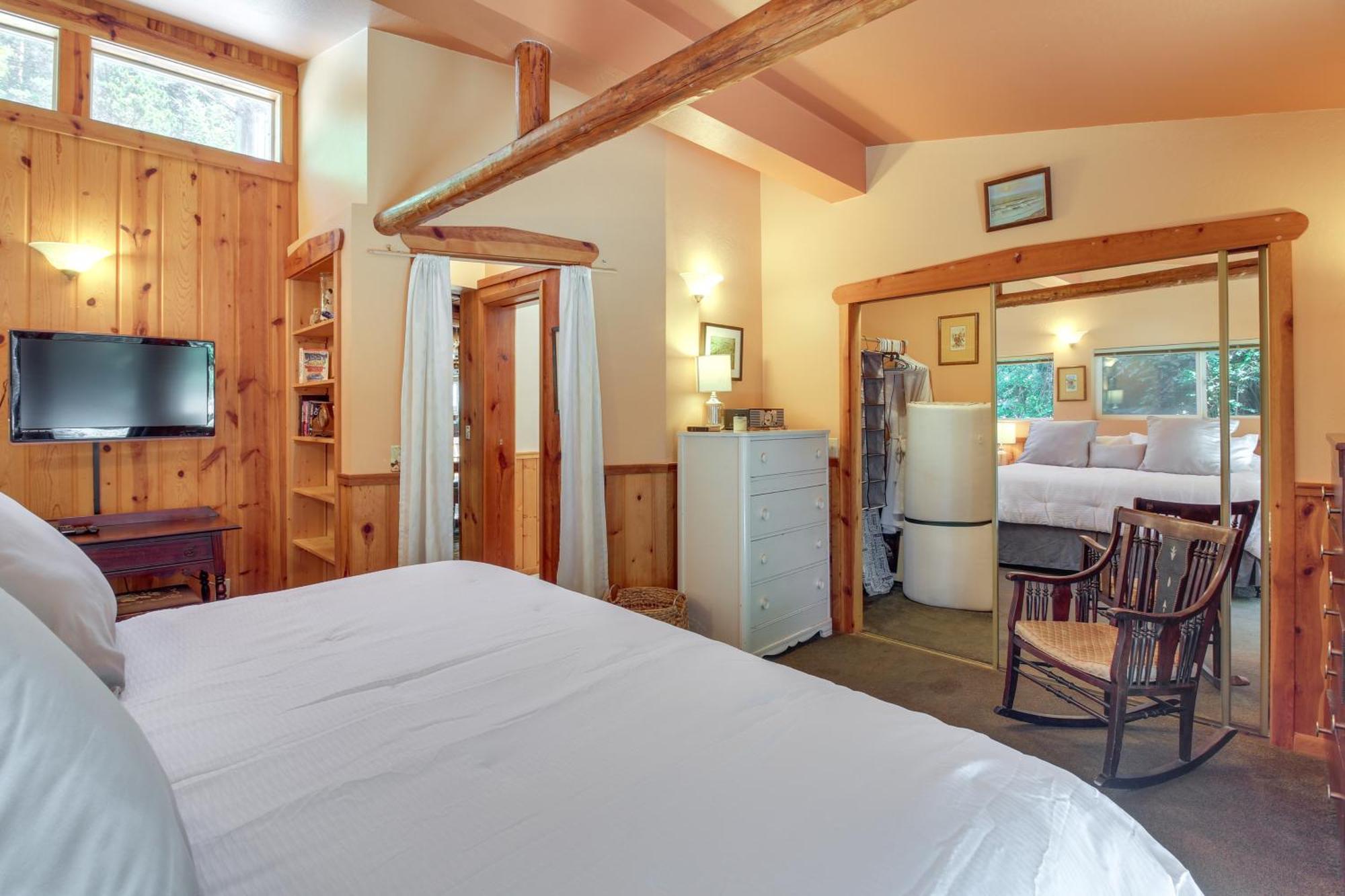 Rustic Bandon Log Cabin On 5 Acres Of Woodlands! 外观 照片