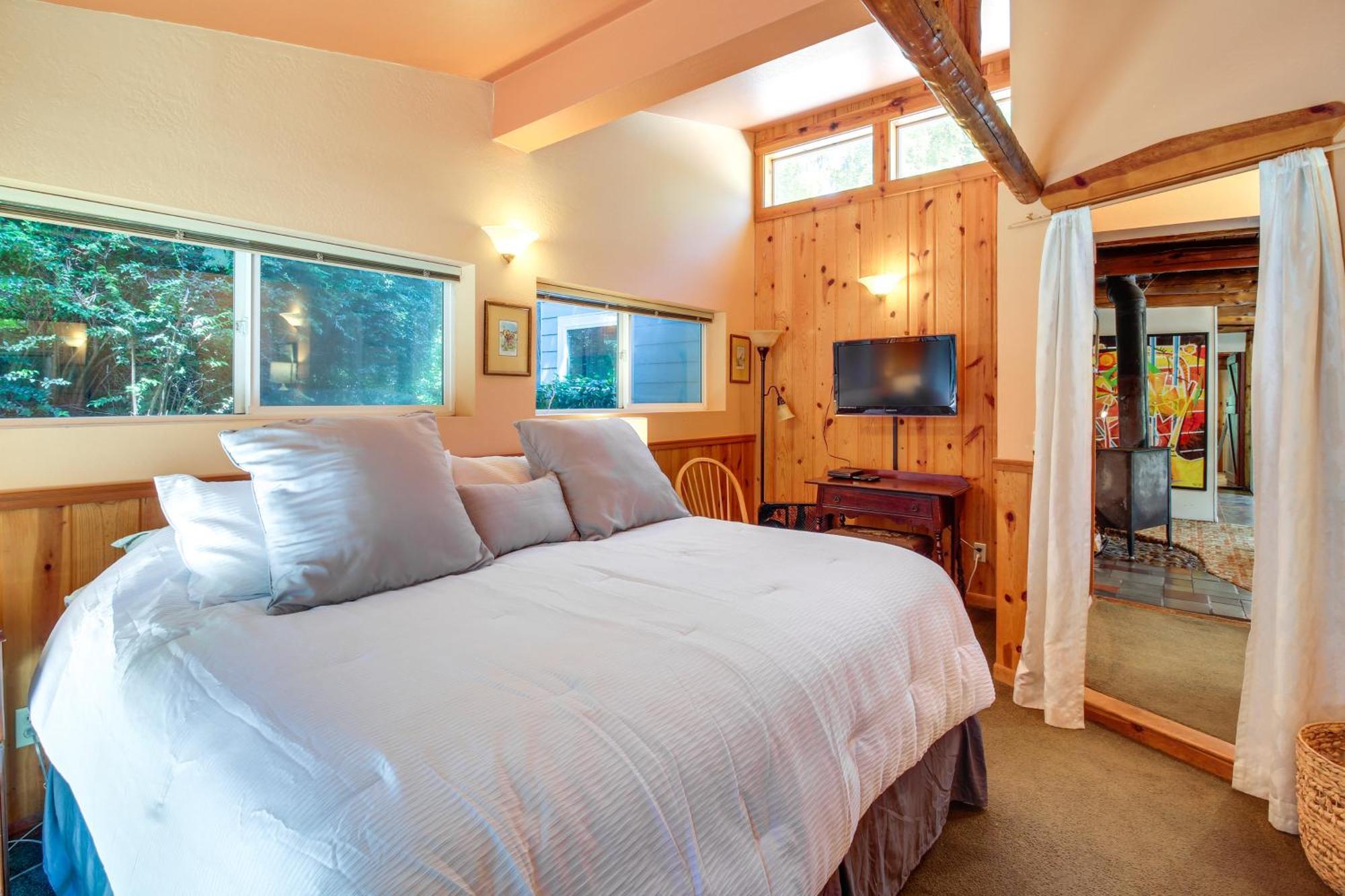 Rustic Bandon Log Cabin On 5 Acres Of Woodlands! 外观 照片